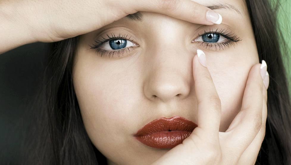 "Синдром сухих глаз": причина болезни и как лечить